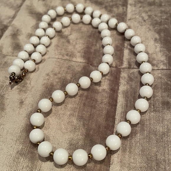 White Beaded Necklace 24” - Picture 6 of 7